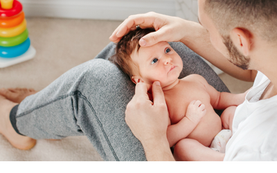 Bebé con Papá